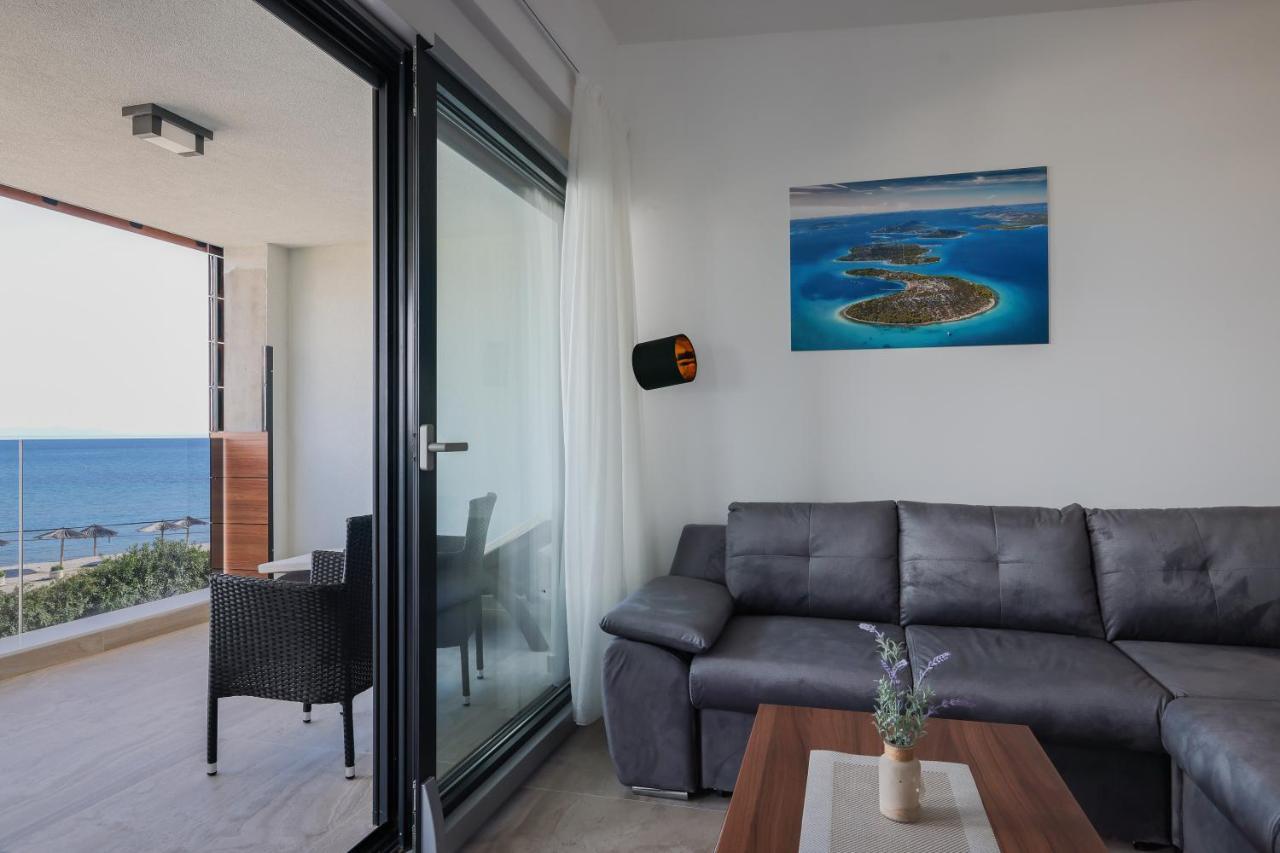 Mirakul Ii. Apartment