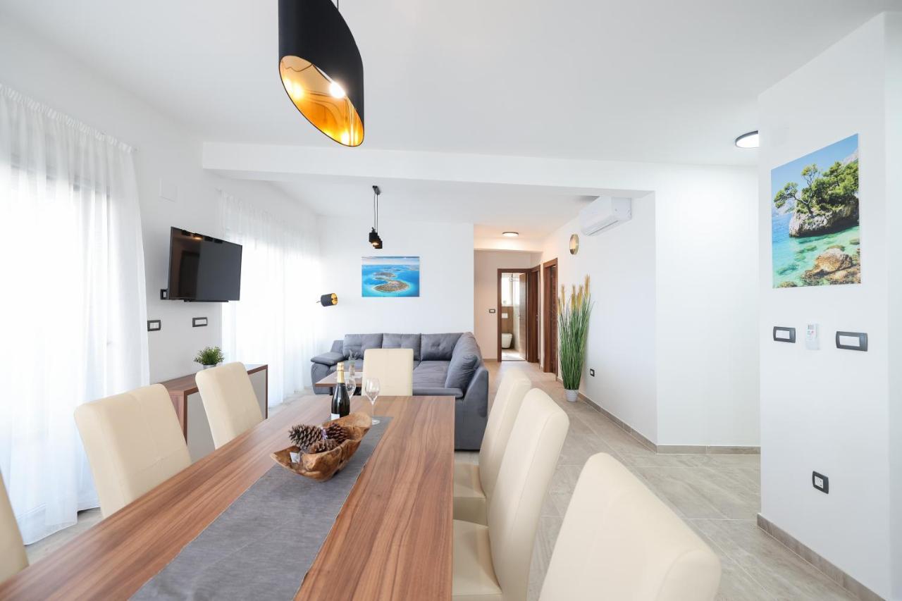 Mirakul Ii. Apartment