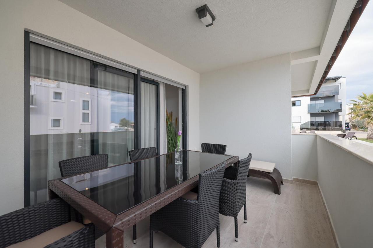Mirakul Ii. Apartment