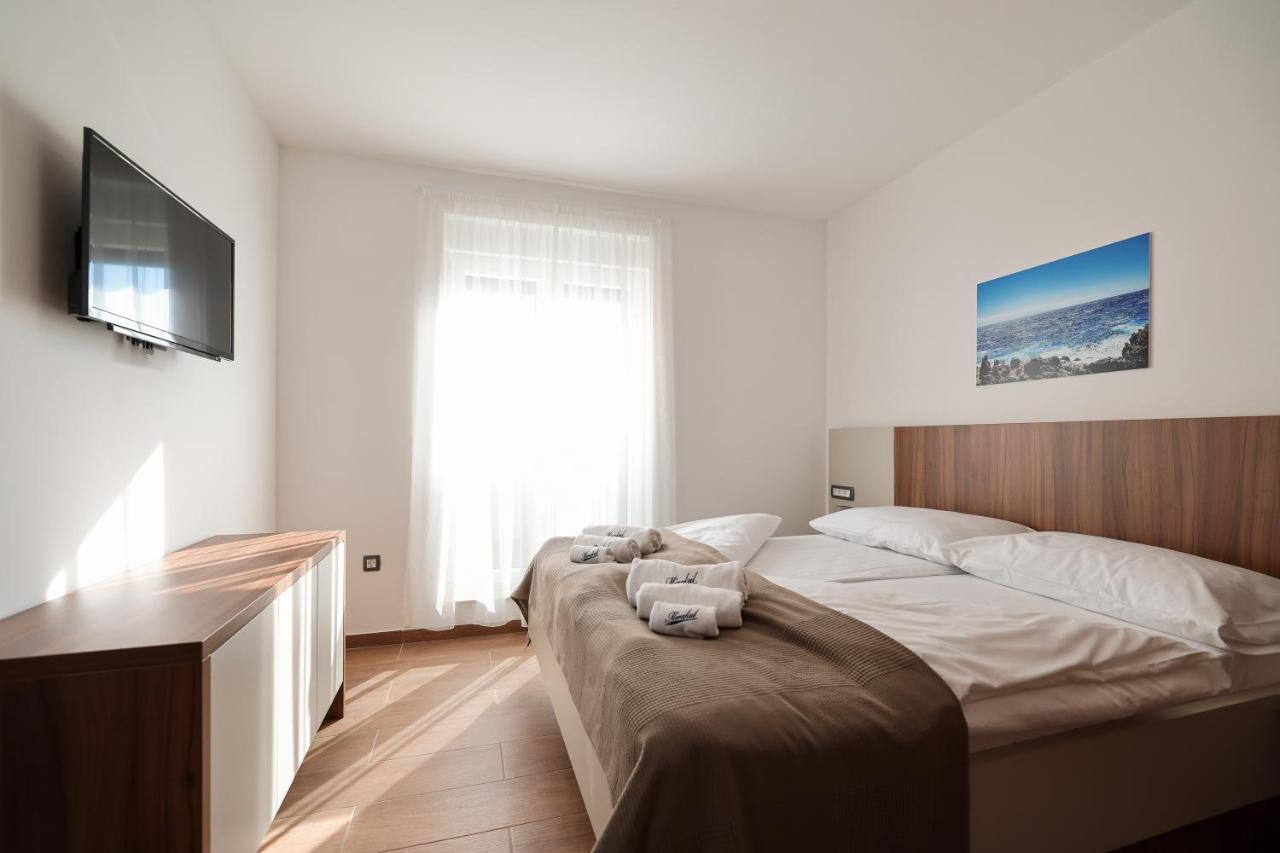 Apartment Mirakul Ii. Vir