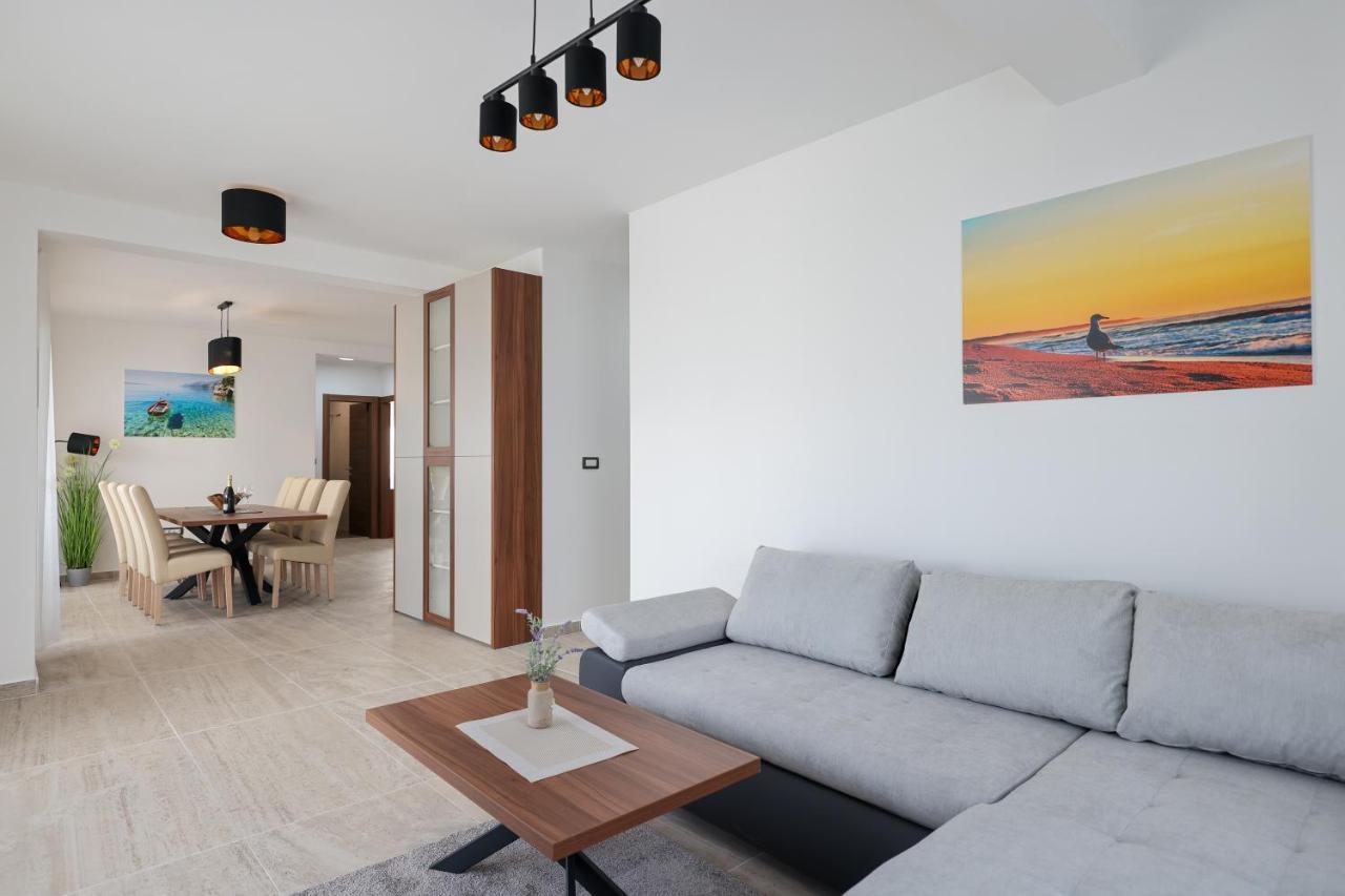 Mirakul Ii. Apartman Vir